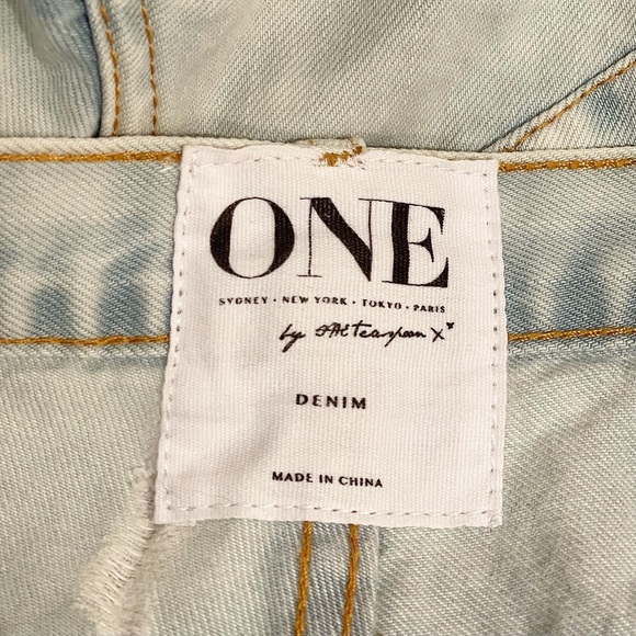 ONE x ONE TEASPOON | Hawks Shorts - Picture 6 of 6